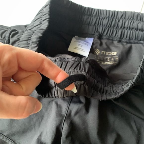 Mondetta training shorts - Picture 2 of 4